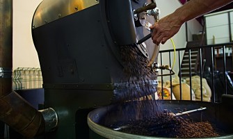 Ce reprezintă prăjirea cafelei?